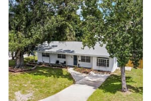 904 15th St Ne, WINTER HAVEN