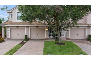 8362 BELLA TIERRA COURT, DAVENPORT, FL 33896 - MLS#MFRO6323524