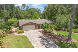 27 FAIRWAY DRIVE, EUSTIS, FL 32726 Sold 08/14/25