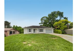 253 Debary Dr, DEBARY