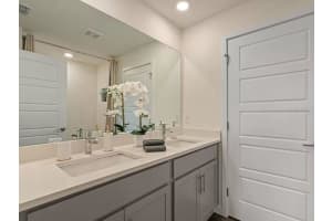 117 MYRTLE STREET, LONGWOOD, FL 32750 - MLS#MFRO6323762