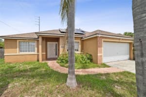 105 PARADISE WOODS COURT, DAVENPORT, FL 33896 - MLS#MFRO6323771