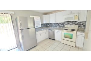 980 CANAL VIEW BOULEVARD, PORT ORANGE, FL 32129 - MLS#MFRO6323829