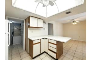 174 LAGO VISTA BOULEVARD, CASSELBERRY, FL 32707 - MLS#MFRO6323926