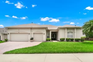 785 HAWKS BLUFF, CLERMONT, FL 34711 - MLS#MFRO6323928