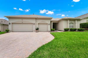 785 HAWKS BLUFF, CLERMONT, FL 34711 - MLS#MFRO6323928
