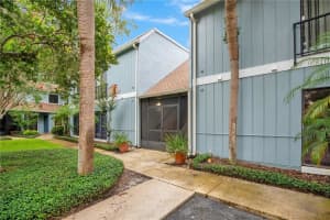 60 MOREE LOOP, WINTER SPRINGS, FL 32708 Sold 08/28/25