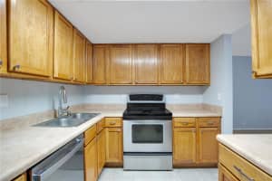 60 MOREE LOOP, WINTER SPRINGS, FL 32708 Sold 08/28/25