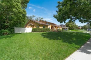 9342 BAY VISTA ESTATES BOULEVARD, ORLANDO, FL 32836 Sold 08/26/25