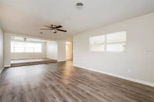 924 AVENUE T SE, WINTER HAVEN, FL 33880 - MLS#MFRO6324058