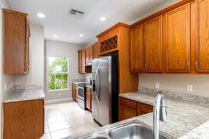 14515 HUNTCLIFF PARK WAY, ORLANDO, FL 32824 - MLS#MFRO6324072
