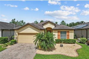 329 Alicante Ct, DAVENPORT