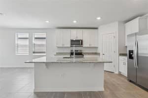 3872 GIORGIO DRIVE, WINTER HAVEN, FL 33884 - MLS#MFRO6324392