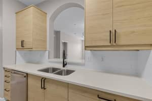 2484 SAN TECLA ST #309, ORLANDO, FL 32835 - MLS#MFRO6324489