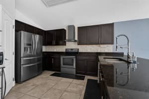 305 CHELMSFORD CT, KISSIMMEE, FL 34758 - MLS#MFRO6324701