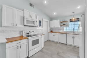 12840 CATFISH COURT, ORLANDO, FL 32828 Sold 08/28/25