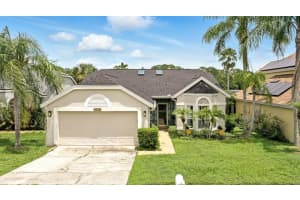 1025 Whittier Cir, OVIEDO