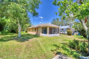 317 C St, LAKE WALES