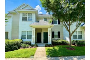 303 Southern Pecan Cir #206, WINTER GARDEN