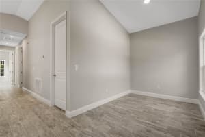 179 DOUGLAS AVENUE, CHULUOTA, FL 32766 Sold 09/08/25