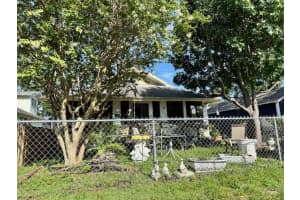 6022 DEXTER AVENUE, TAMPA, FL 33604 Sold 07/30/25