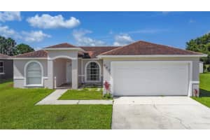 447 Bar Ct, KISSIMMEE