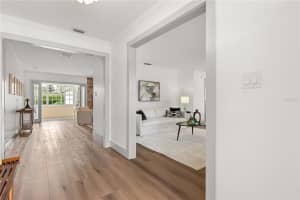 125 WHITE OAK CIRCLE, MAITLAND, FL 32751 Sold 09/30/25