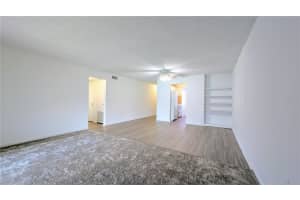 5957 CASA DEL REY CIRCLE, ORLANDO, FL 32809 - MLS#MFRO6325464