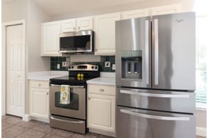725 WHITE IVEY COURT, APOPKA, FL 32712 - MLS#MFRO6325479