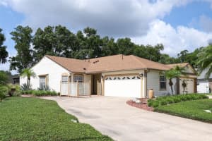 945 Norfolk Ct, LONGWOOD