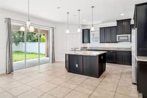 10627 ARBOR VIEW BOULEVARD, ORLANDO, FL 32825 Sold 11/05/25