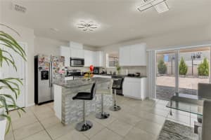 1631 ASPEN AVENUE, DAVENPORT, FL 33837 - MLS#MFRO6325761