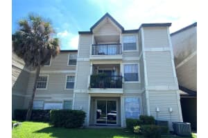 1932 Lake Atriums Cir #77, ORLANDO