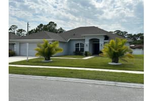 220 Nardo Ave Sw, PALM BAY