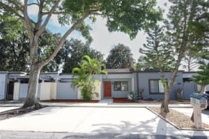 2517 WINDWARD WAY, WINTER PARK, FL 32792 Sold 09/02/25