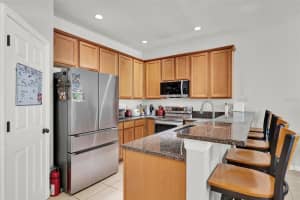 811 FEATHERSTONE LANE, LAKE MARY, FL 32746 - MLS#MFRO6325940
