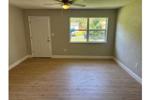 1805 RILEY AVENUE, ORLANDO, FL 32805 - MLS#MFRO6325942