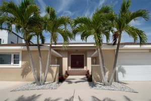 2504 Hibiscus Dr W, BELLEAIR BEACH