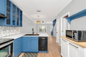 40 HYER AVENUE, ORLANDO, FL 32801 - MLS#MFRO6326023