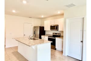5216 GREENHEART AVENUE, MOUNT DORA, FL 32757 - MLS#MFRO6326058