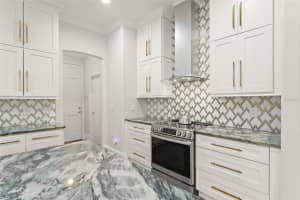 8643 CRESTGATE CIRCLE, ORLANDO, FL 32819 - MLS#MFRO6326215