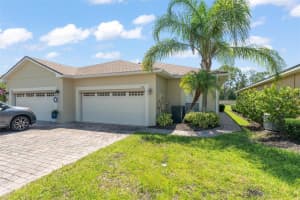 1218 Vienna Square Dr, WINTER HAVEN