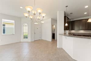 1218 VIENNA SQUARE DR, WINTER HAVEN, FL 33884 - MLS#MFRO6326308
