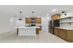 8020 SW HWY 484, OCALA, FL 34473 - MLS#MFRO6326401