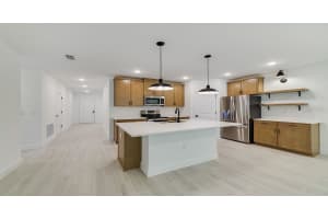 8020 SW HWY 484, OCALA, FL 34473 - MLS#MFRO6326401