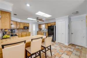 520 DIXSON STREET, ORANGE CITY, FL 32763 - MLS#MFRO6326408