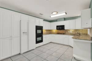 647 SILVER CREEK DRIVE, WINTER SPRINGS, FL 32708 Sold 09/03/25