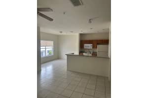 2424 GRAND CENTRAL PARKWAY, ORLANDO, FL 32839 - MLS#MFRO6326541