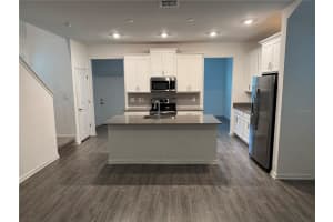 1652 CROSS PRAIRIE PARKWAY, KISSIMMEE, FL 34744 - MLS#MFRO6326699