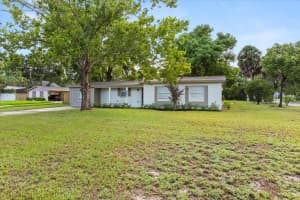 652 SHERWOOD COURT, ALTAMONTE SPRINGS, FL 32701 Sold 08/26/25